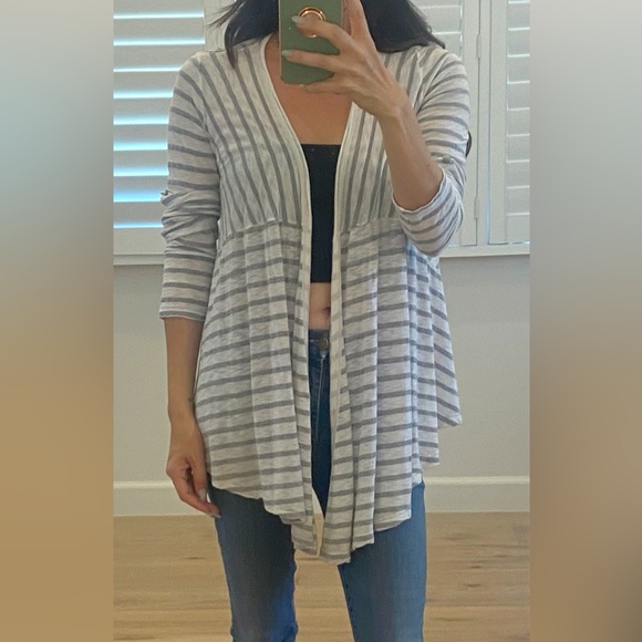 Splendid white and gray striped Cardi Wrap XS - Picture 5 of 7
